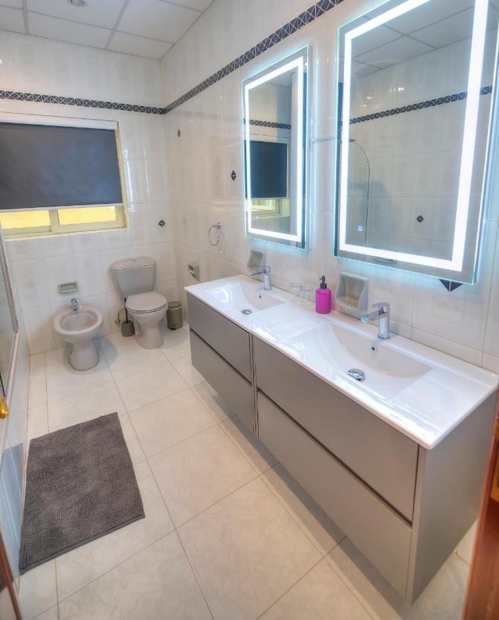Beautifully Furnished Seafront 4 Bedrooms Goslm-4 Sliema Eksteriør bilde