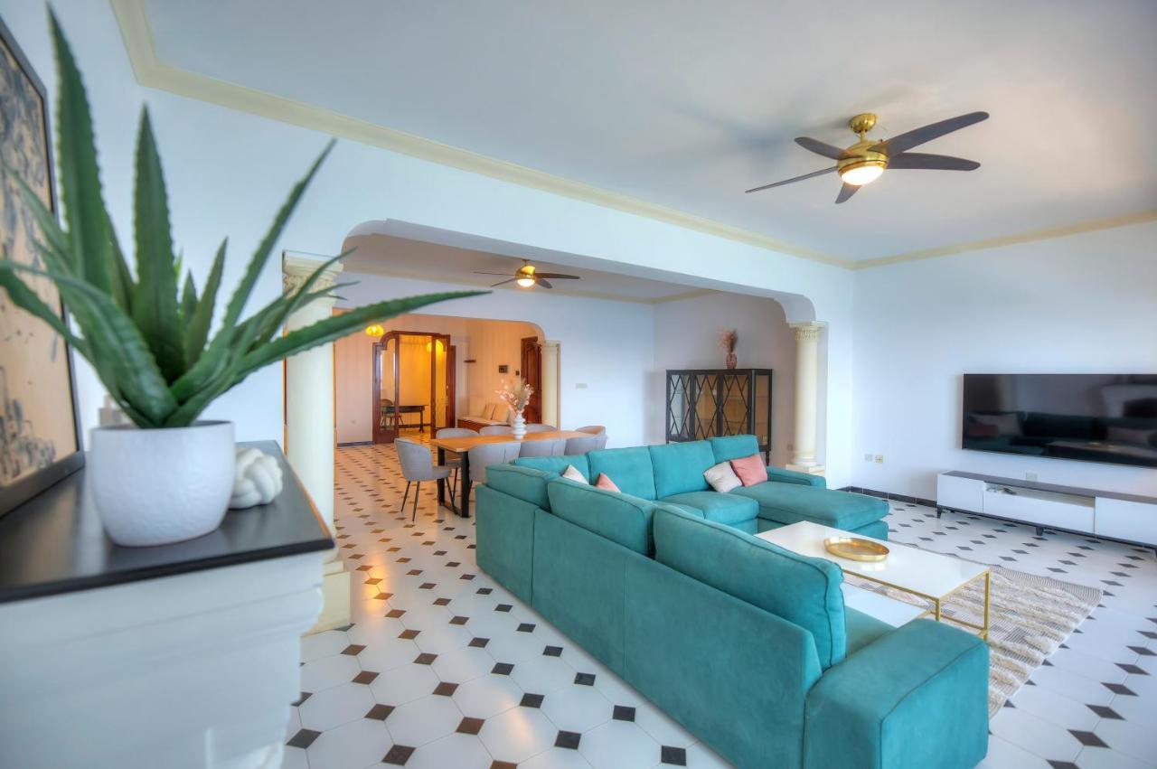 Beautifully Furnished Seafront 4 Bedrooms Goslm-4 Sliema Eksteriør bilde